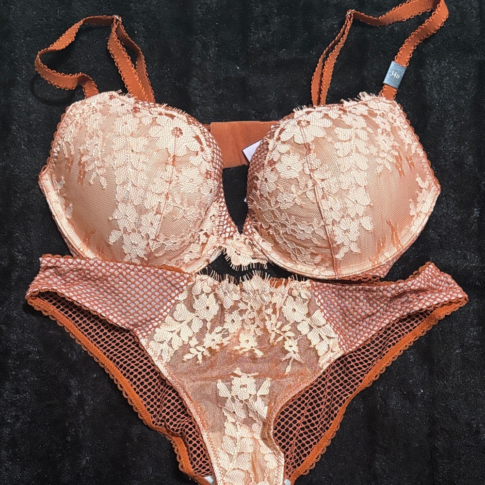 Victoria's Secret Lace Bra Set - Cream and Burnt Orange